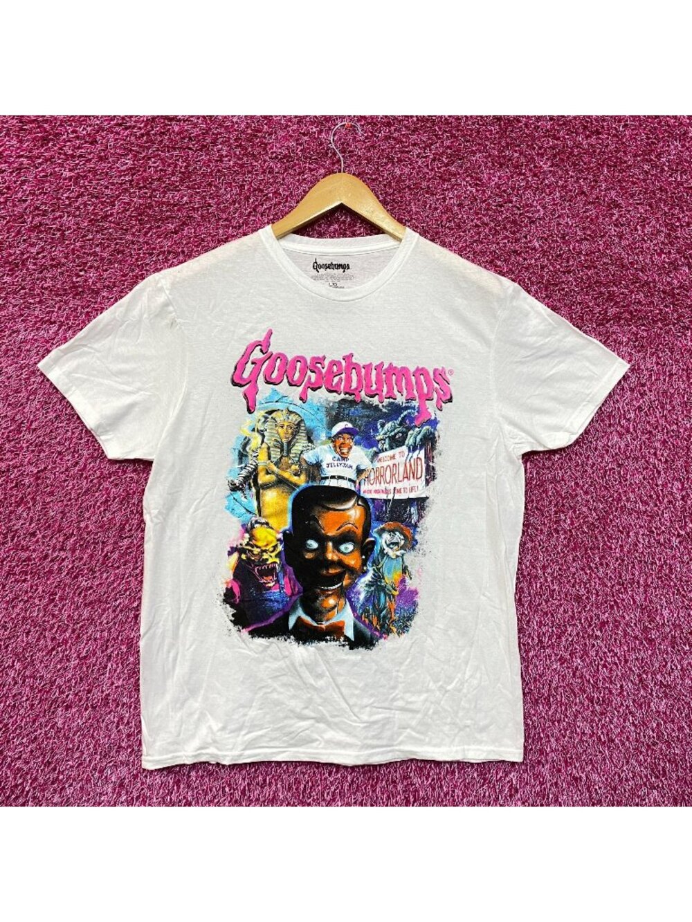 Goosebumps RL Stine Horror Series Cover Art Collage Tee L